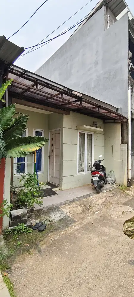 Dijual Rumah masuk mobil di Tanjung Barat Jakarta Selatan