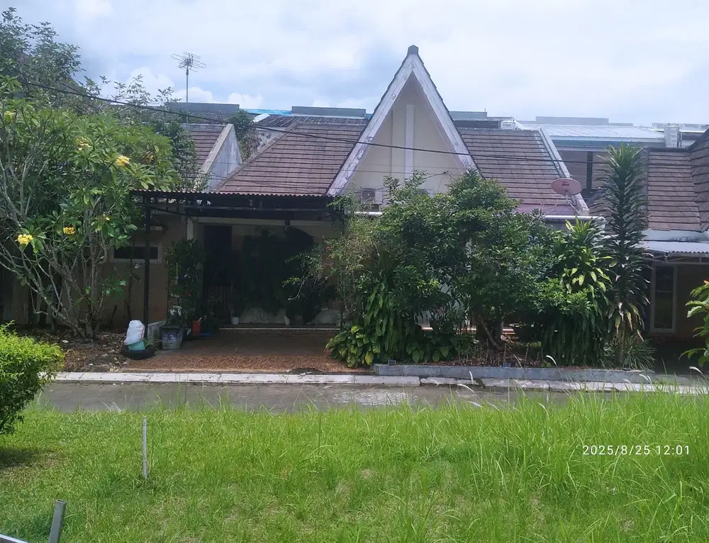 Dijual rumah bagus di Tamansari Cluster Klabat hadap taman bermain