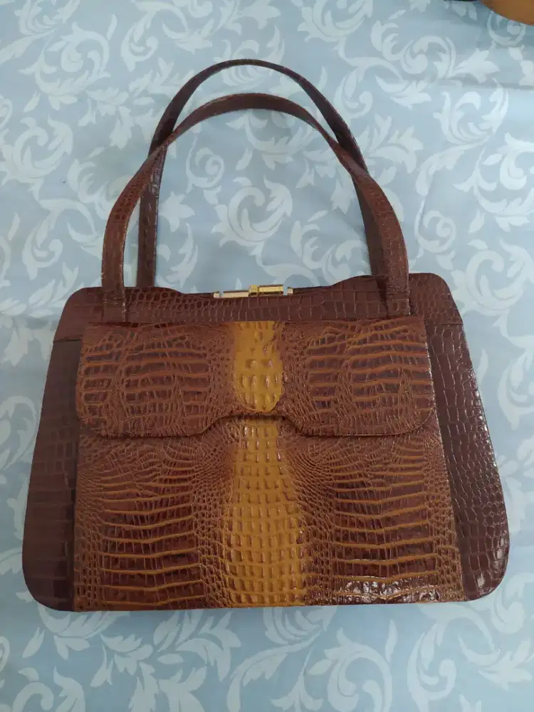 Tas tenteng Wanita Kulit Buwaya