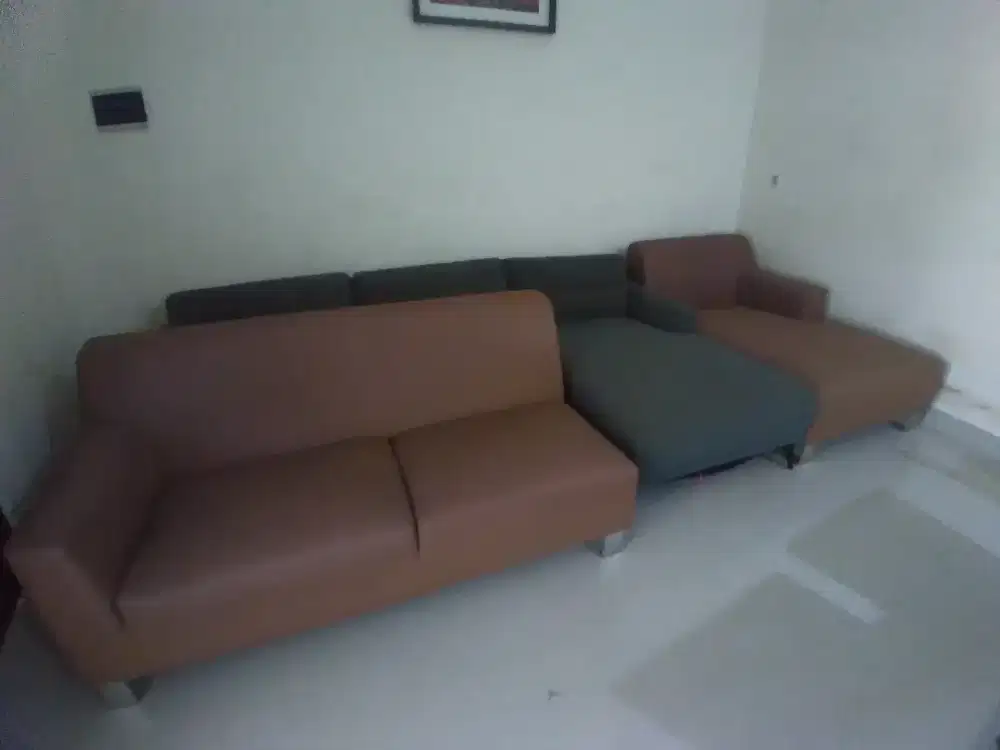 Beli 1 set sofa sudut  EX IKEA bonus 1 set sofa warna coklat