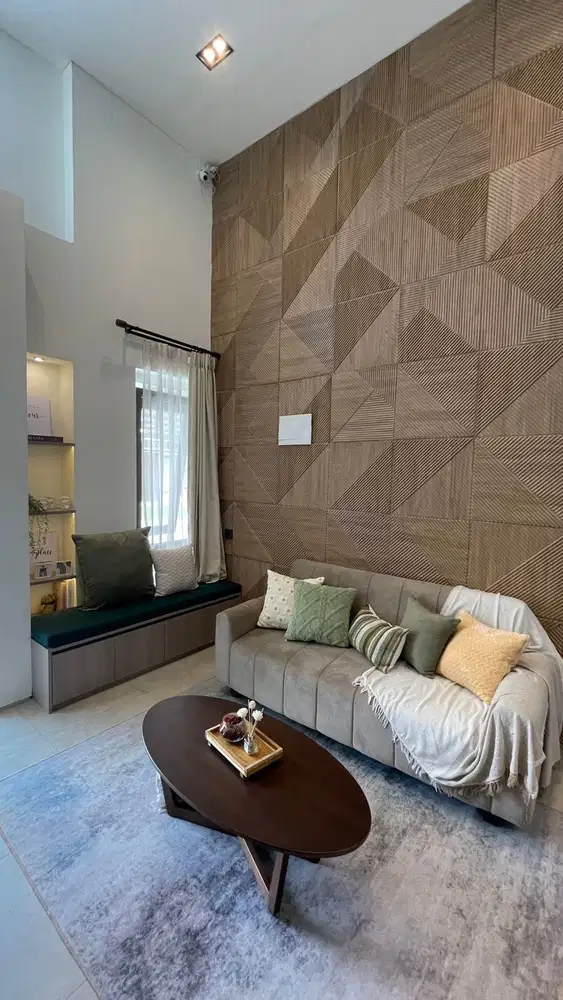 For Sale, Ivory House at Kota Baru Parahyangan