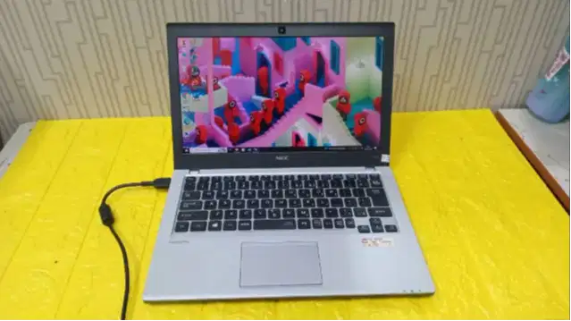 Laptop Nec Versa Pro Core i3-6300U Ram4GB HDD500GB 13inch HDMI W-SW