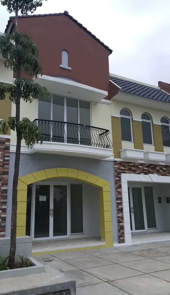 DIJUAL RUKO CLUSTER THE FUSHION BELAKANG HOTEL ASTON DI BOGOR NIRWANA