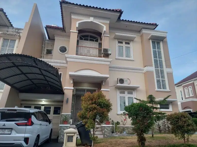 Dijual cepat Rumah dijantung kota Jl Monginsidi Makassar