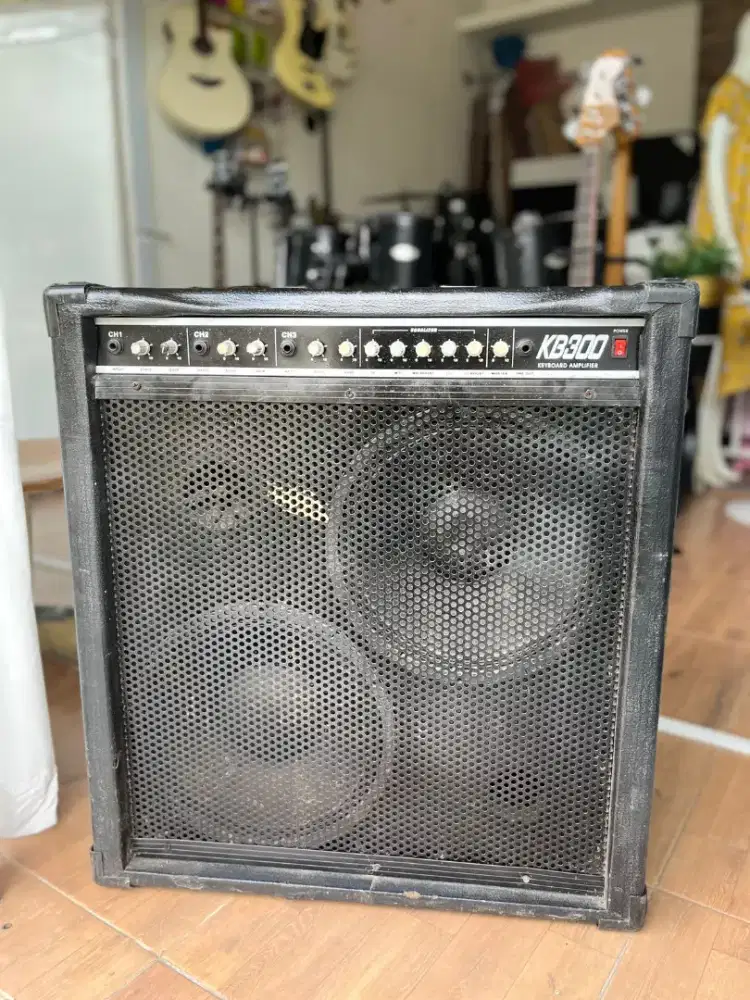 AMPLI SPEKER MULTIFUNGSI 4INPUT 2SPEKER 12INCH