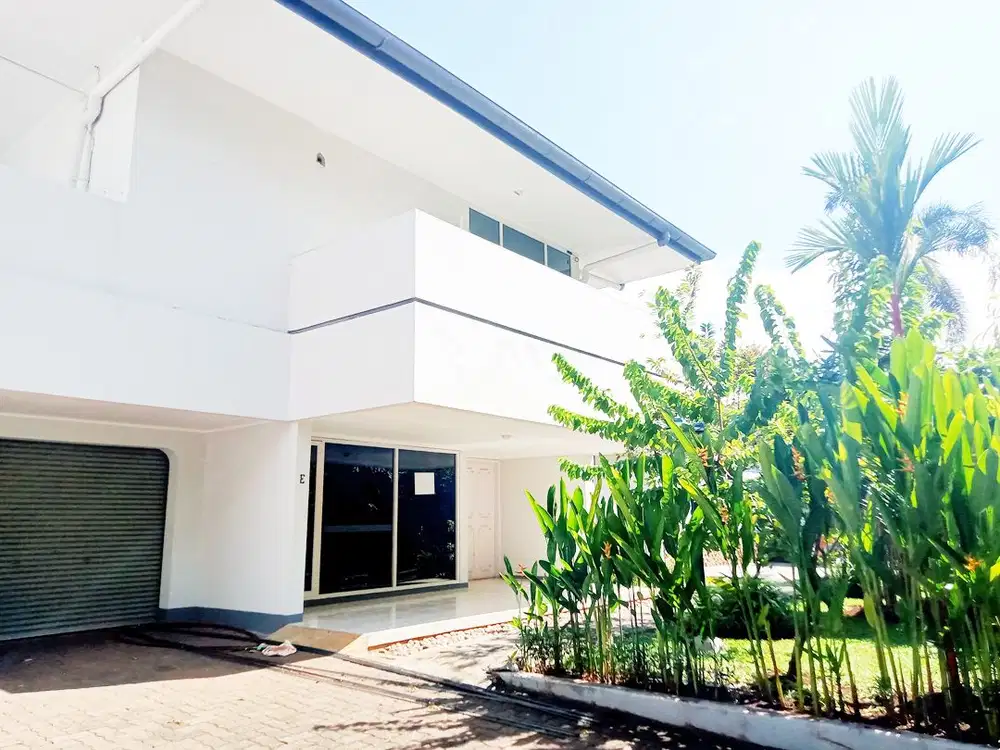 Disewakan Rumah di dalam Komplek Mewah di Pejaten Jakarta Selatan