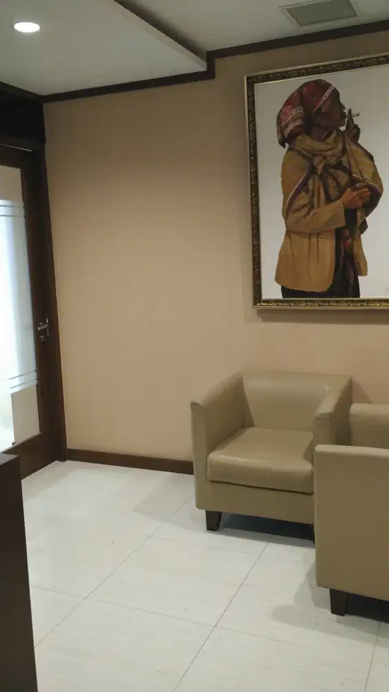 156 m2 Office Space Furnished - Alamanda Tower