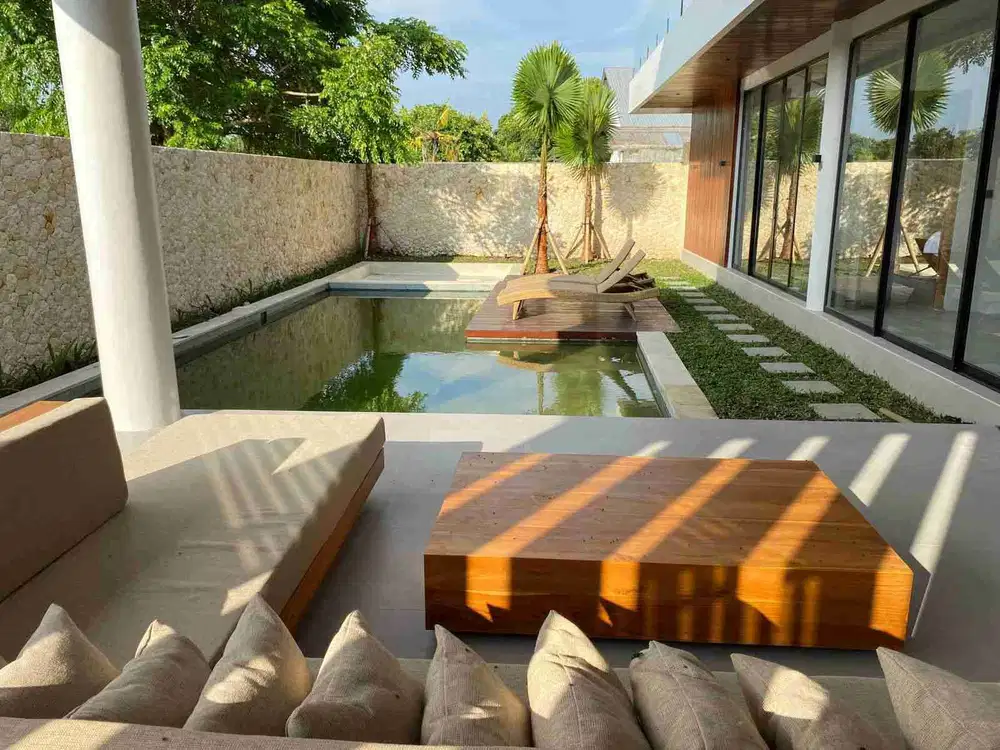 BRAND NEW LUXURY VILLA MUNGGU FOR SALE / FOR LEASEHOLD/ DI JUAL ATAU DISEWAKAN