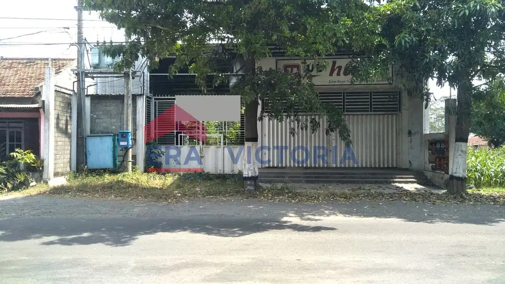 Jual Ruko + Rumah + Gudang Jual di Kandat Kab Kediri Garasi Luas