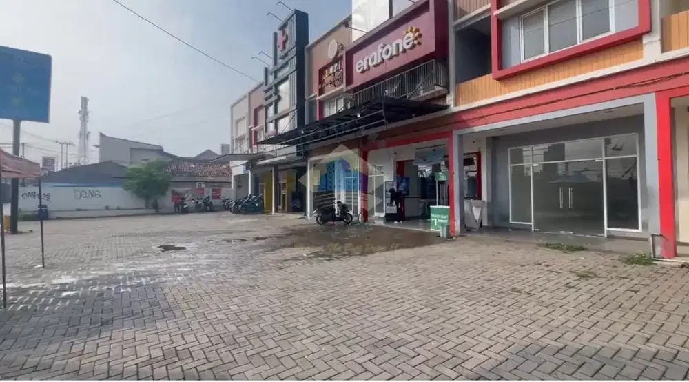 Sewa Ruko Strategis di Jalan Raya Legok - Curug, Tangerang