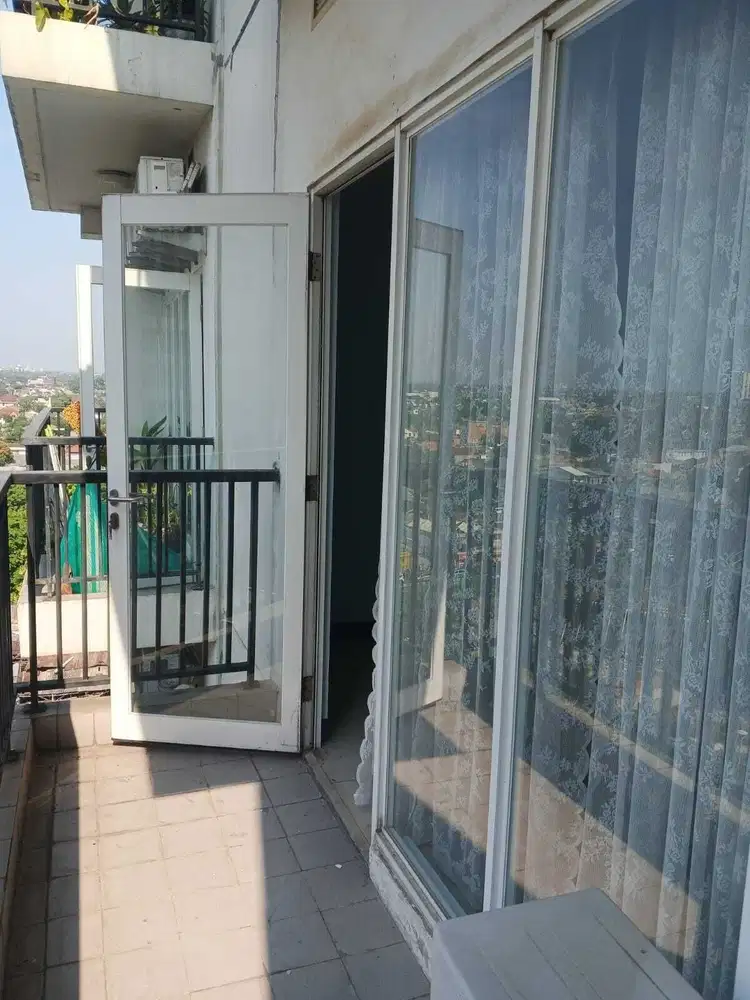 JUAL CEPAT UNIT APT ASPEN RESIDENCE FATMAWATI ADA BALKON