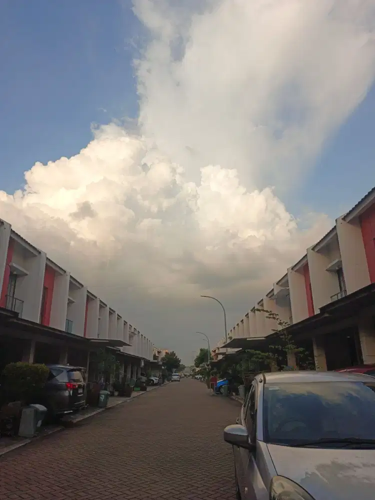 Rumah Green Village 2 Lantai Strategis Tangerang