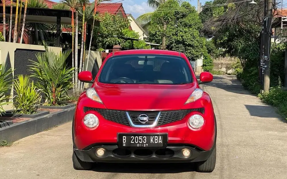 Dijual Nissan Juke RX 1.5 A/T Bensin warna Merah Ferrari