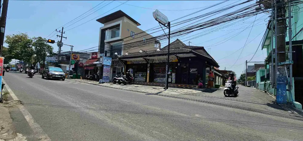 rumah poros pinggir jalan kalpataru cengkeh suhat bagus buat usaha di pinggir jalan raya