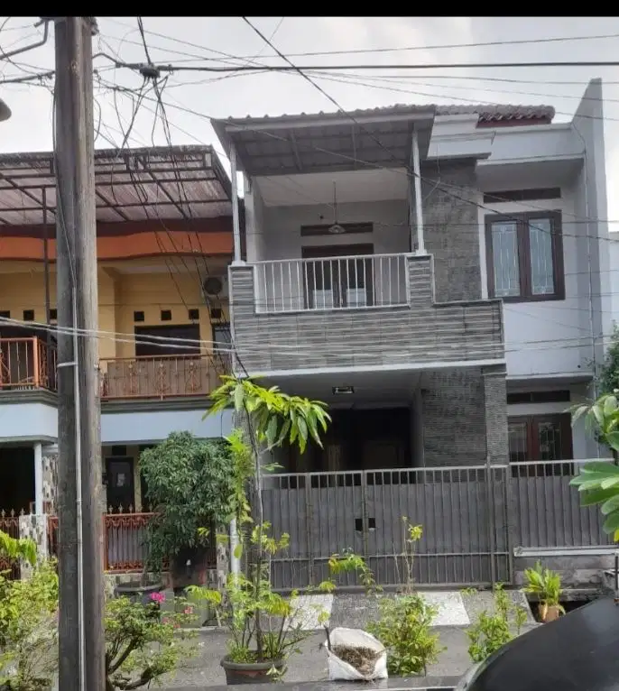 DISEWa RUMAH MINIMALIS  Pondok kelapa Jakarta timur