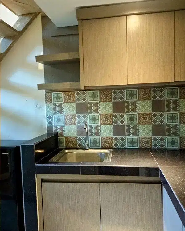 AMR-003.TUK-Z | Disewakan Bulanan – Apartment Mezzanine Room di Gelogor Carik, Pemogan