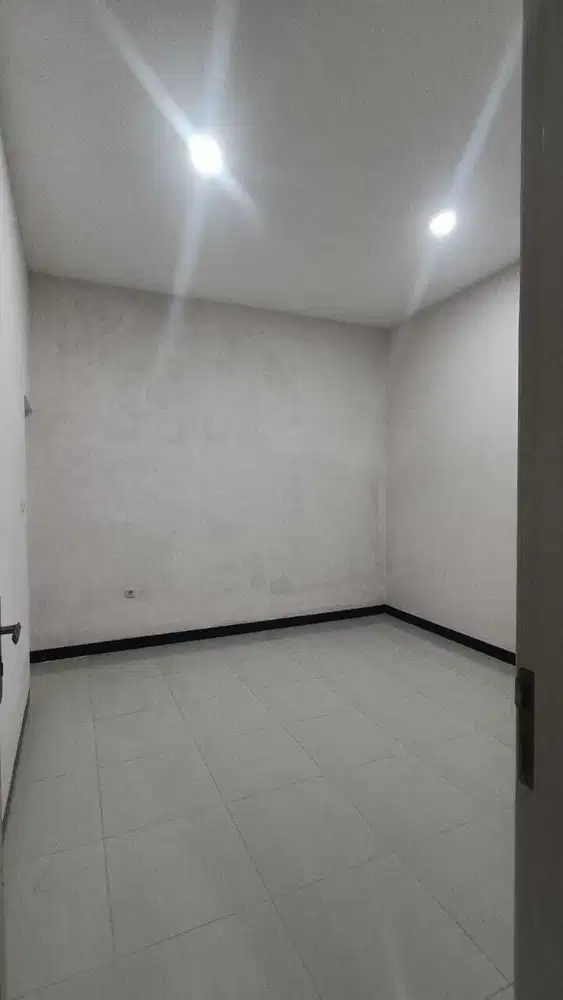 Di Sewakan RUMAH BAGUS 4 Kamar di GDC DEPOK