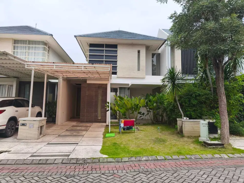 Rumah murah the Mansion Pakuwon indah dekat Pakuwon mall graha family