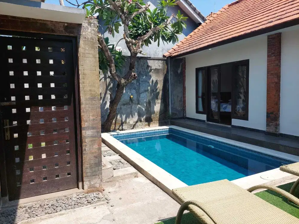 For rent villa private pool free biaya pusat kota gatsu tengah jl6mtr