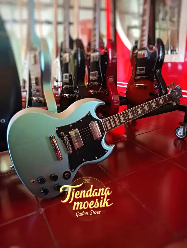 Gitar Elektrik SG pelham blue