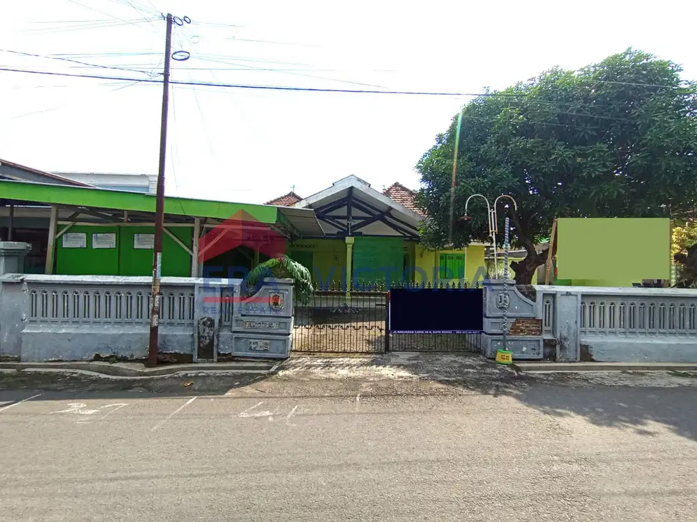Rumah Jual di Area Kampung Inggris Pare Cocock Usaha Kursus/Mess