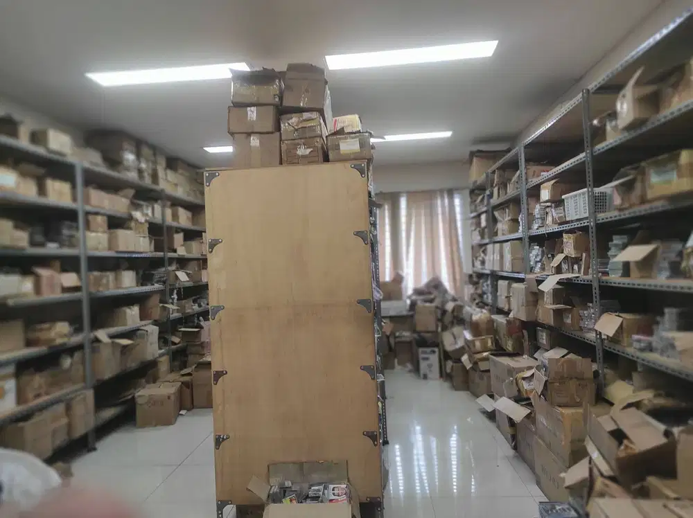 Jual cepat ruko siap huni dekat harmoni Jakarta pusat  Jalan utama Sur