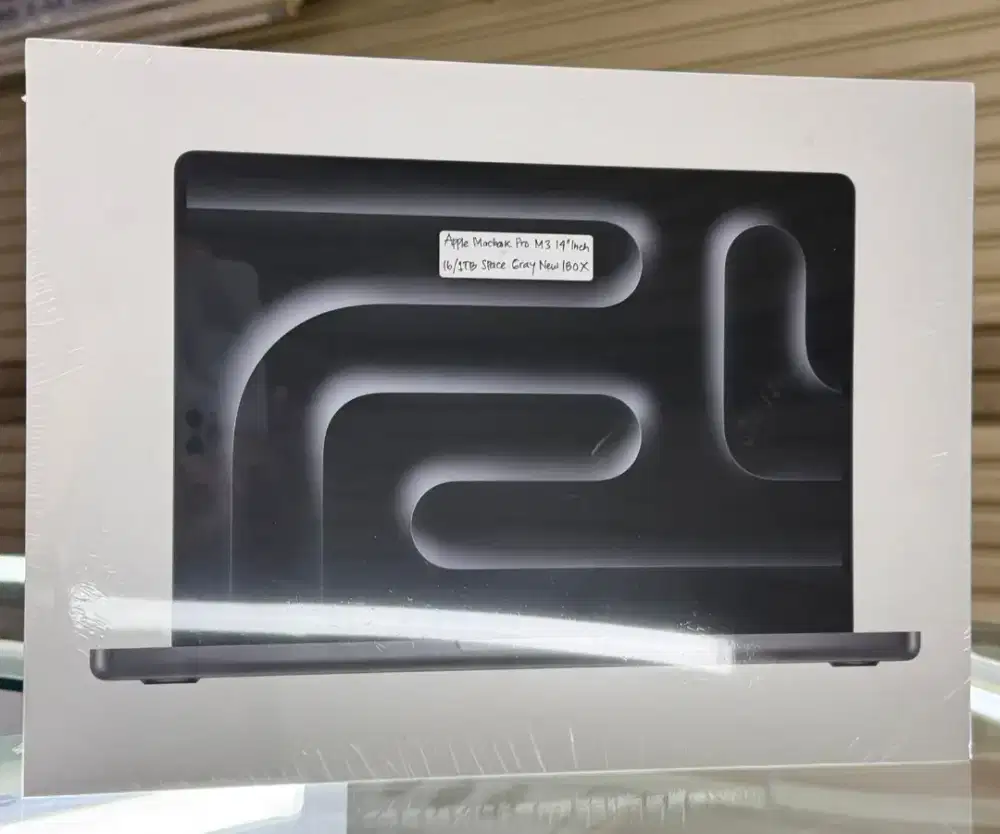 Apple MacBook Pro M3 16/1TB 14inch Space Gray IBOX New BNIB