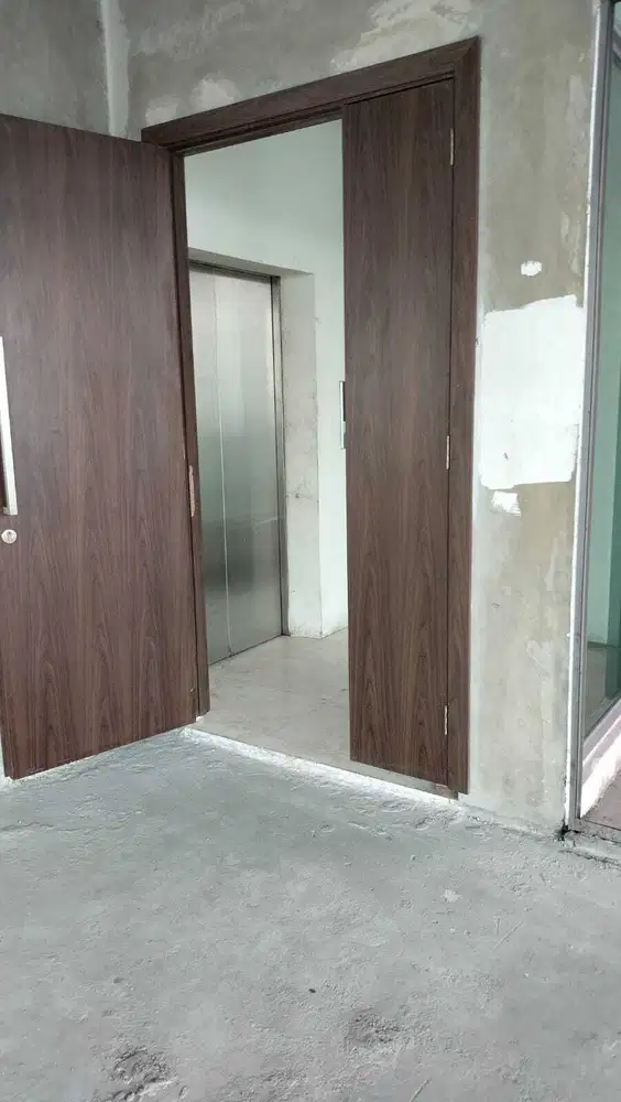 Rare Unit! Super Penthouse St. Moritz Puri Indah – Private Lift & Prem