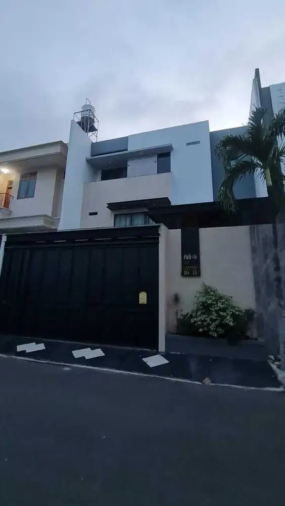 Dijual Rumah 3 Lantai Pulau Panjang Brand New