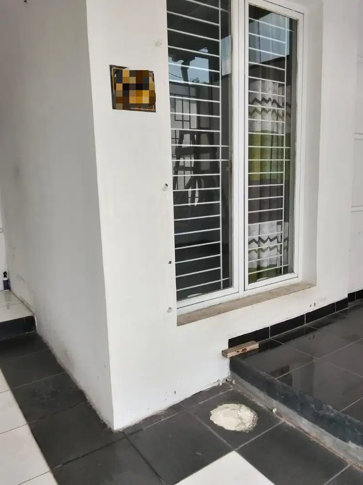 Dijual Rumah Lokasi Strategis di Graha Timur Purwokerto