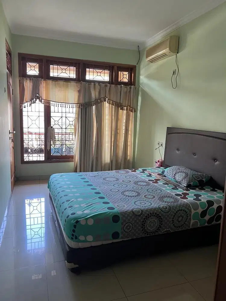 jual rumah 3,5 lantai pluit karang ayu jakarta utara hadap jalan