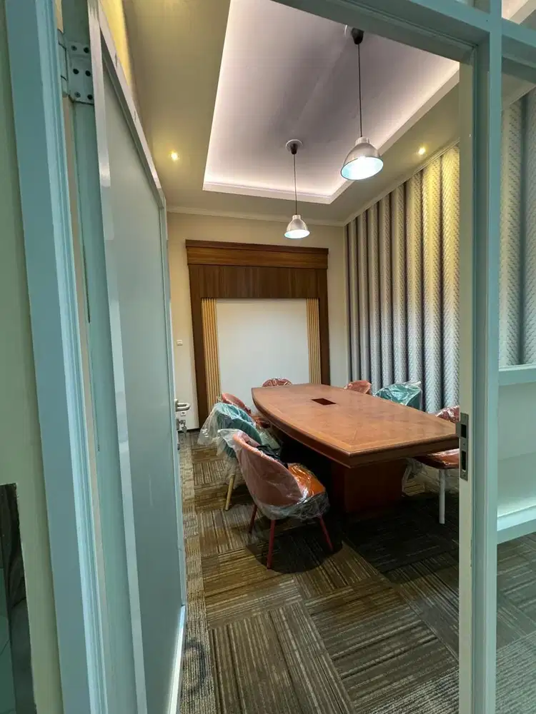 Ruko bagus siap pakai di Kirana Boutique - Kelapa Gading Jakarta Utara