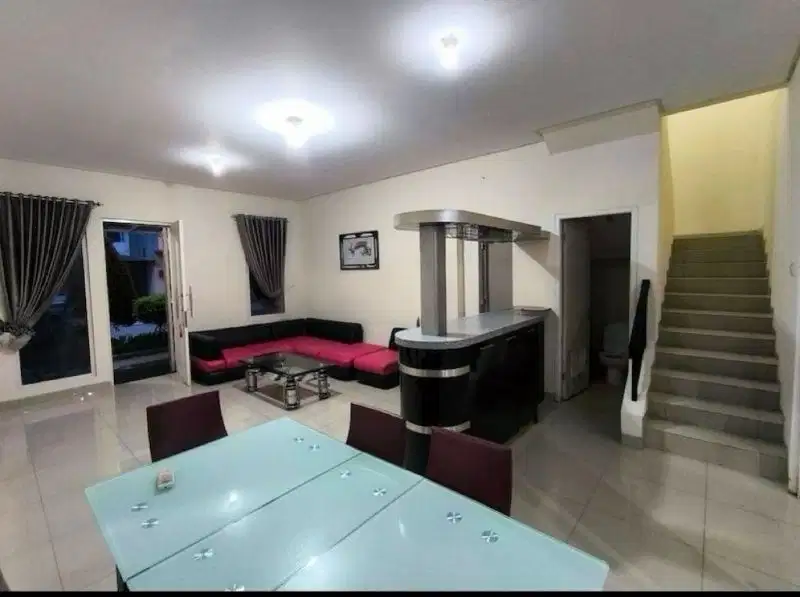 Rumah Puri Mansion Cluster Edinburg 3 + 1 Kamar tidur 2 lantai