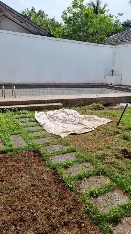 Rumah murah hitung tanah di Kemang Jaksel