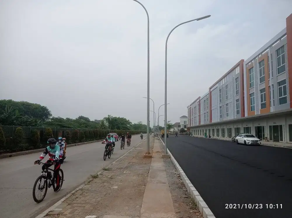 Ruko Burgundy Commercial Summarecon Bekasi