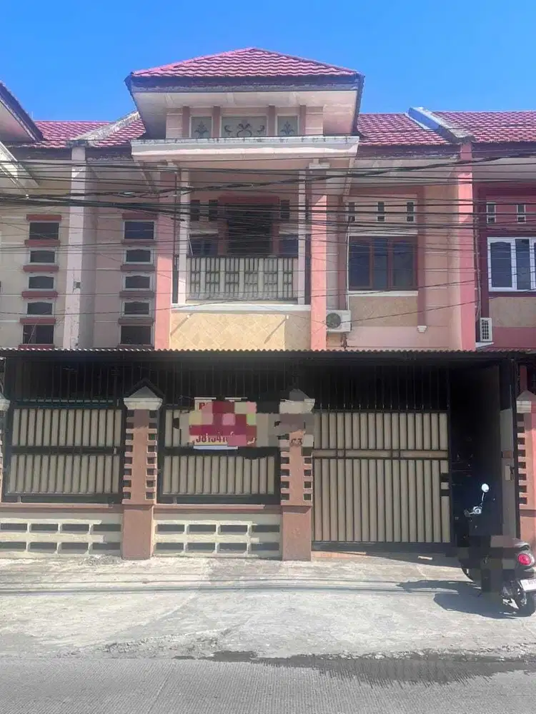 RUMAH 2 LANTAI DI DG TATA