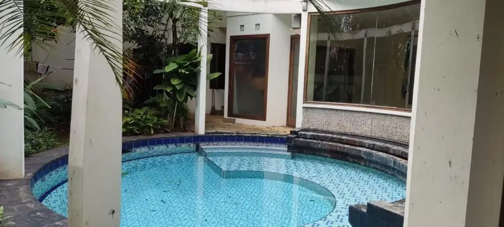 Dijual Rumah Eksklusif, Rumah di Patra Kuningan, Komplek Menteri Rasuna Said, Lokasi Elite Premium.