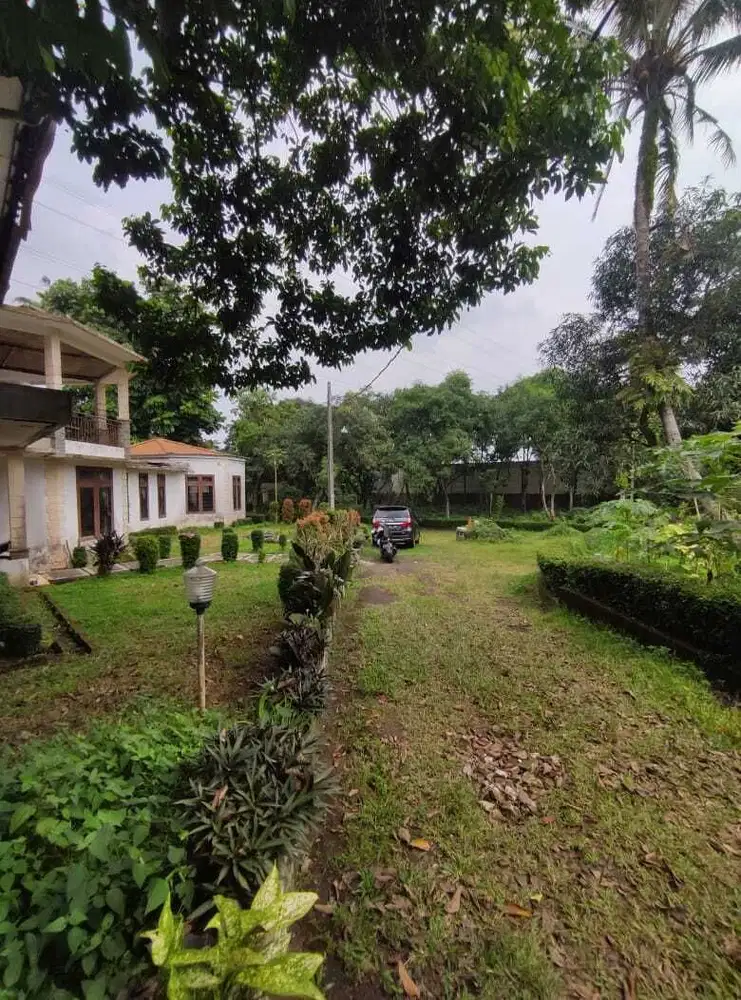 Jual Villa tanah luas di Depok di bawah NJOP