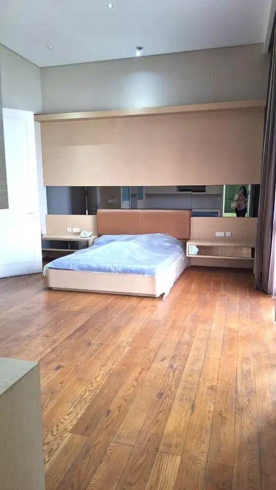 Sewa Rumah Mewah Diamond Golf PIK 1