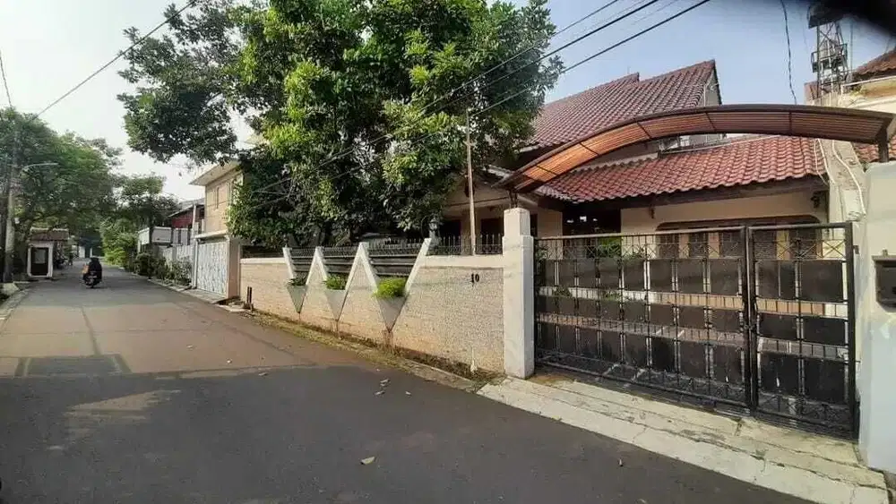 Dijual Ruman dlm Komplek Elite di Jati Padang  Jakarta Selatan