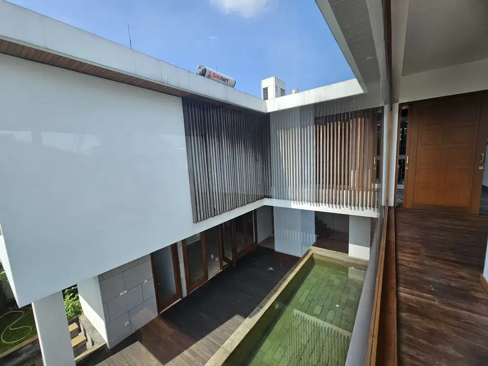 DIJUAL RUMAH PONDOK INDAH ( HOOK ) JL.GEDUNG HIJAU PONDOK INDAH JAKART