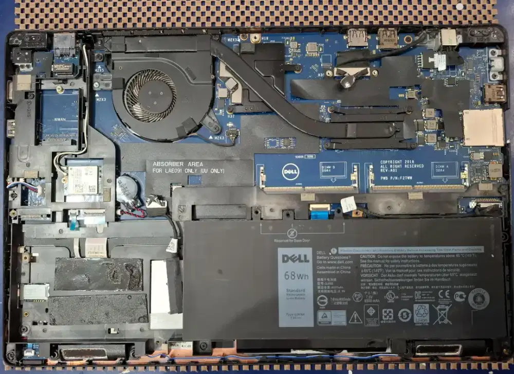 Dijual Pretelan Dell Latitude 5590