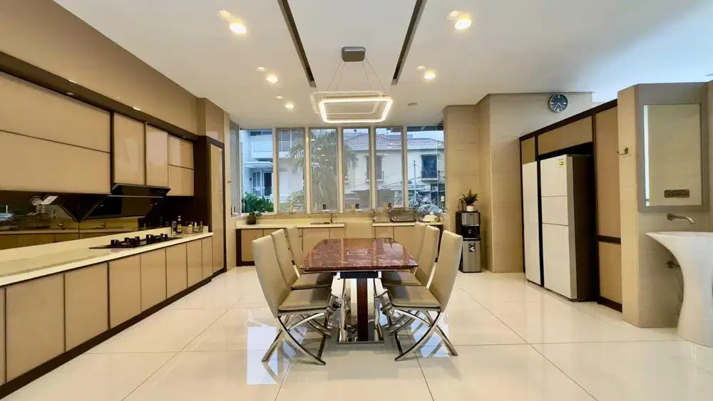 RUMAH CAKEP FULL FURNISHED SUNTER PARADISE JAKARTA UTARA