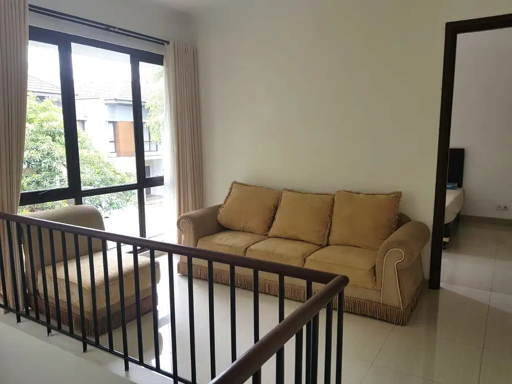 RUMAH RITZONE BSD LUAS 200 SUDAH SHM