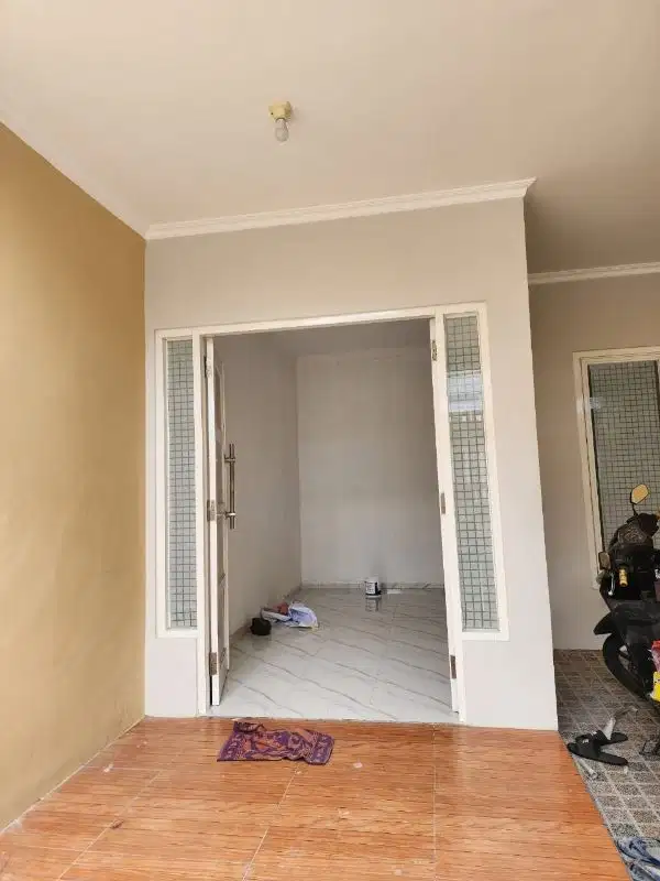 Butuh Cepat Laku Rumah Baru Renov Lebak Row 3 Mobil