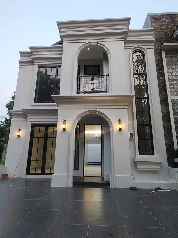 Jarang ada Rumah 4Man Puri Bintaro dengan pool