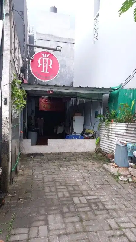Jual Rumah pinggir jalan raya Pakubuwono Kebayoran Jaksel