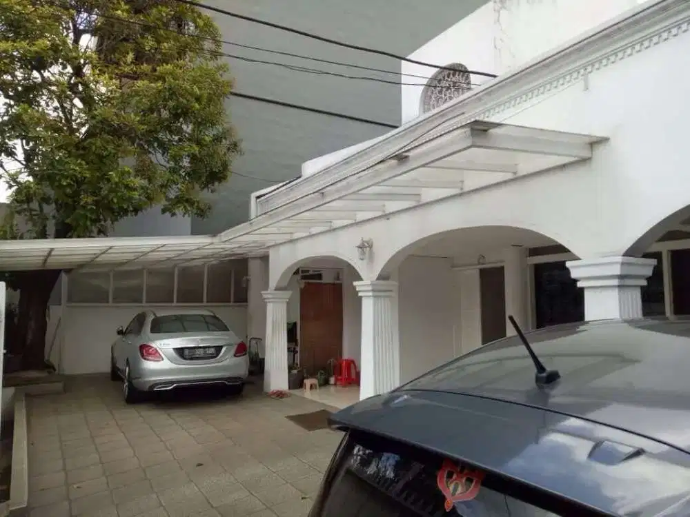 Jual Rumah Area Prime Senopati SCBD Jl Tulodong Bawah Kebayoran Jaksel