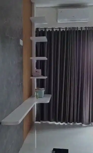 Ruko  Dalam kawasan Pasar Laris Taman Surya Dijual