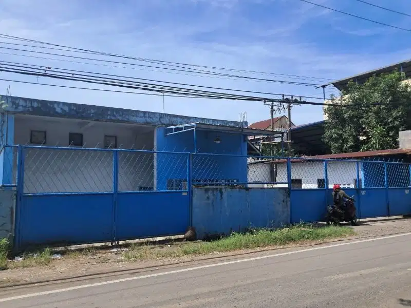 Gudang Di poros Ir Sutami